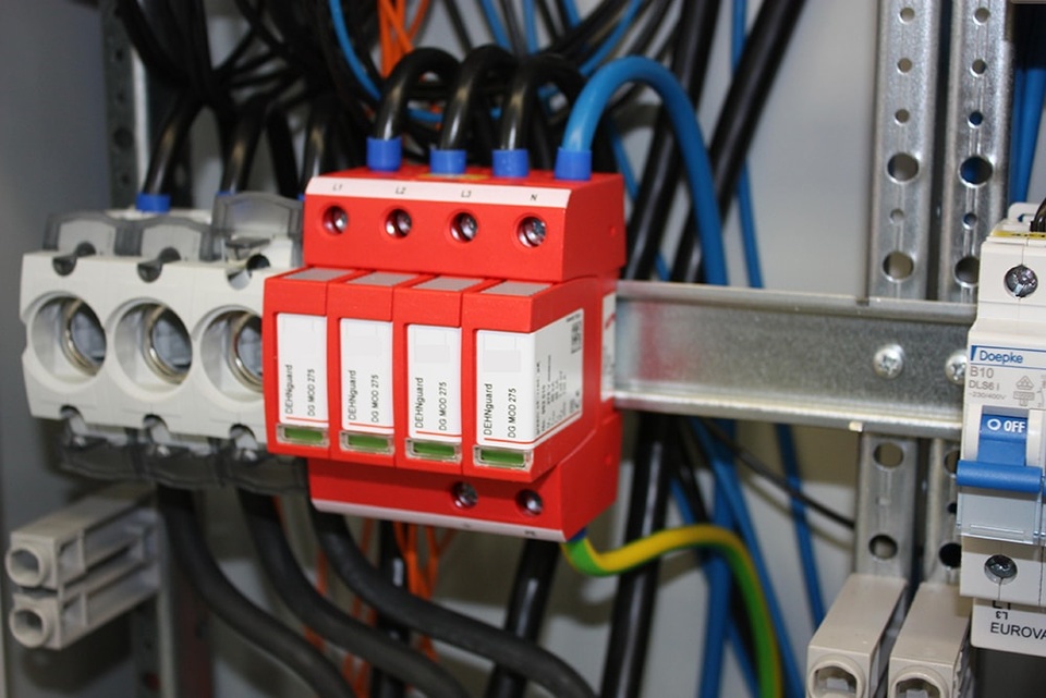 U berspannungsschutz bei Elektro Schäffner in Ritteburg